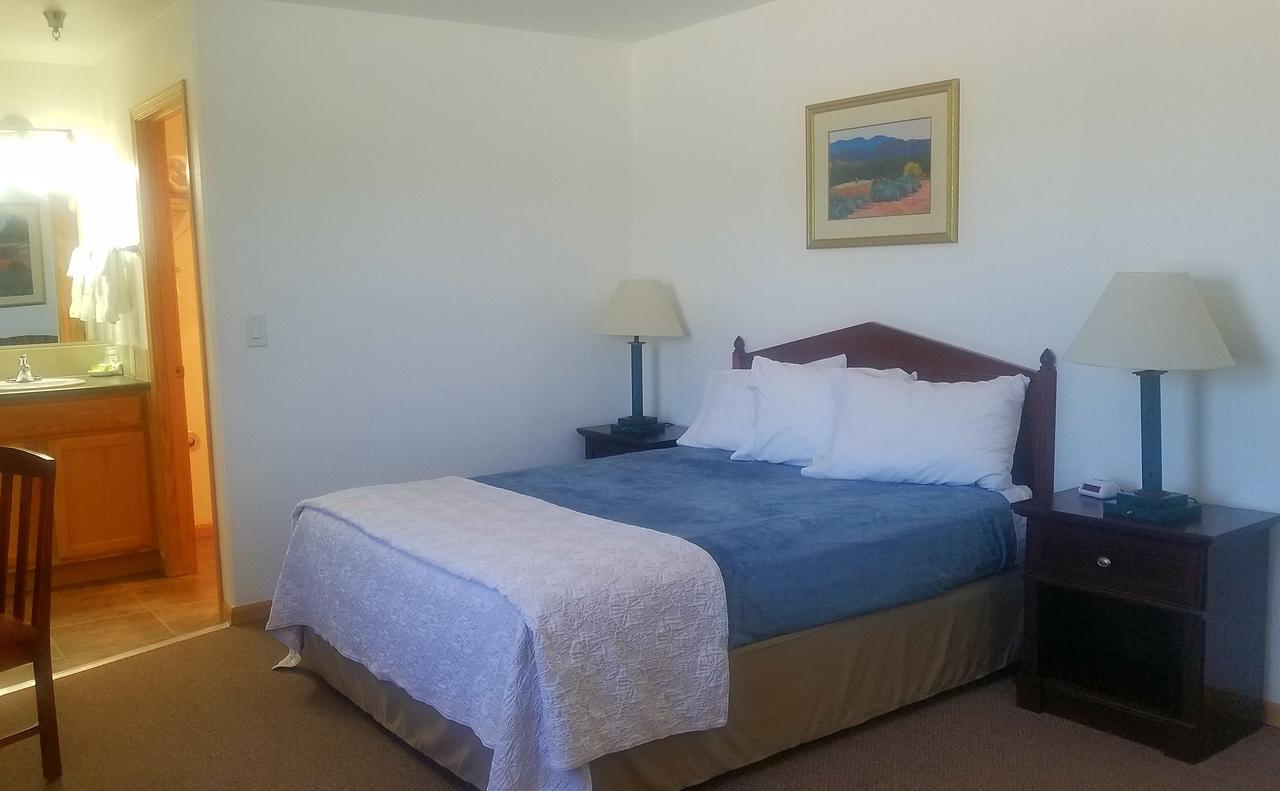 Howard'S Motel Glendo Bagian luar foto